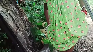 Sweltering Indian Wife Rough Hardcore Sex Close to Her Young Servant